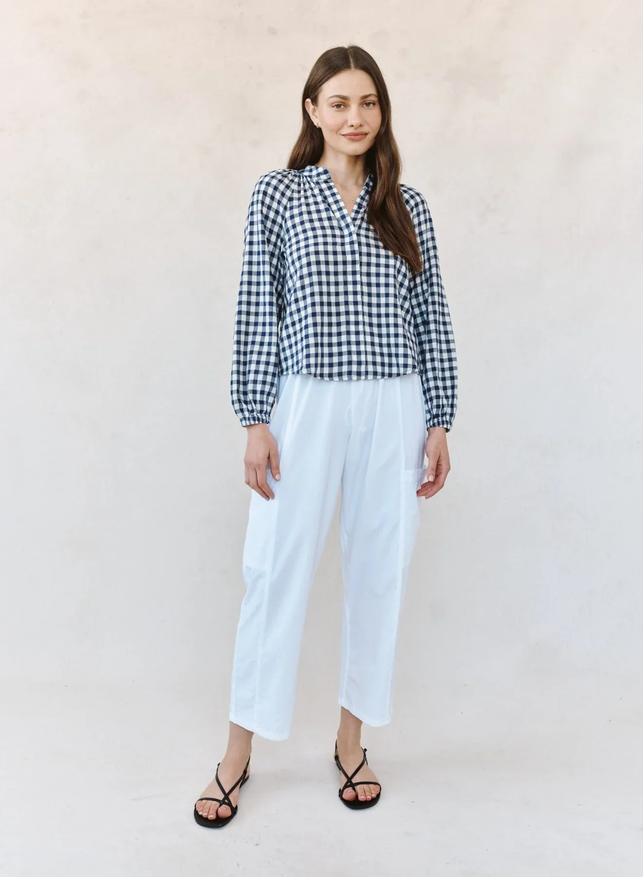 BELLA DAHL - WOMEN'S L/S SHIRRED RAGLAN SHIRT - Image 3