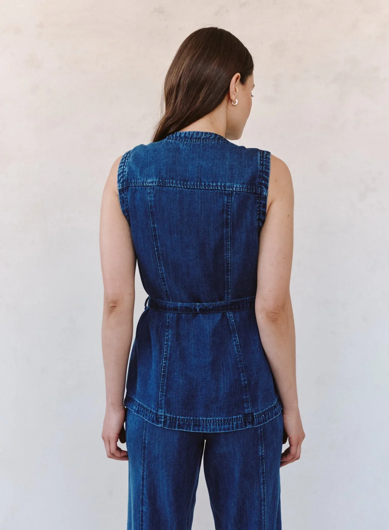 BELLA DAHL - WOMEN'S SEAMED BELTED VEST - Image 2