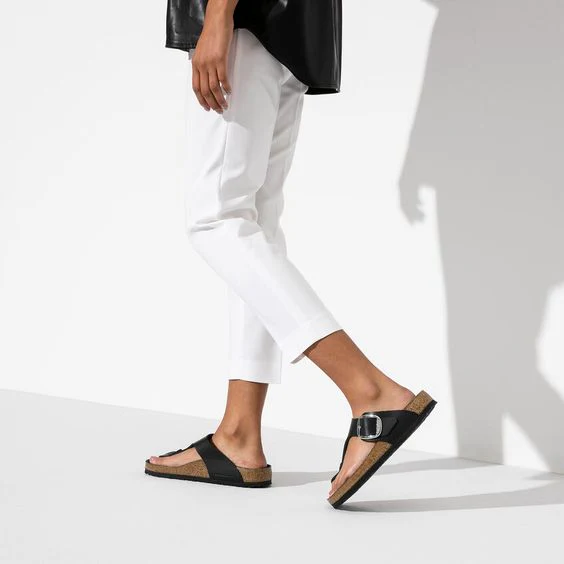 BIRKENSTOCK- GIZEH BIG BUCKLE OILED NUBUCK SANDAL - Image 4