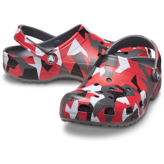 CROCS- KIDS CLASSIC GEO CAMO CLOG - Image 3