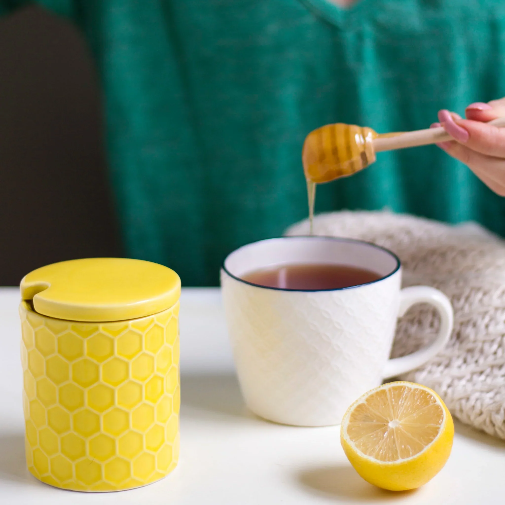DANICA - HONEY POT HONEYCOMB - Image 2