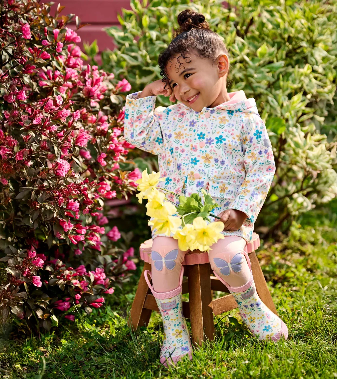 HATLEY -  KIDS LITTLE GARDEN CHICKS RAIN BOOTS WITH HANDLES - Image 2