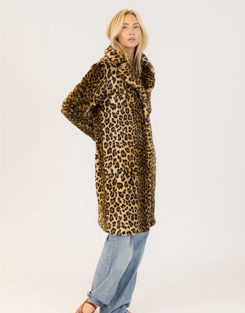 LYLA & LUXE- WOMEN'S LEO COAT - Image 2