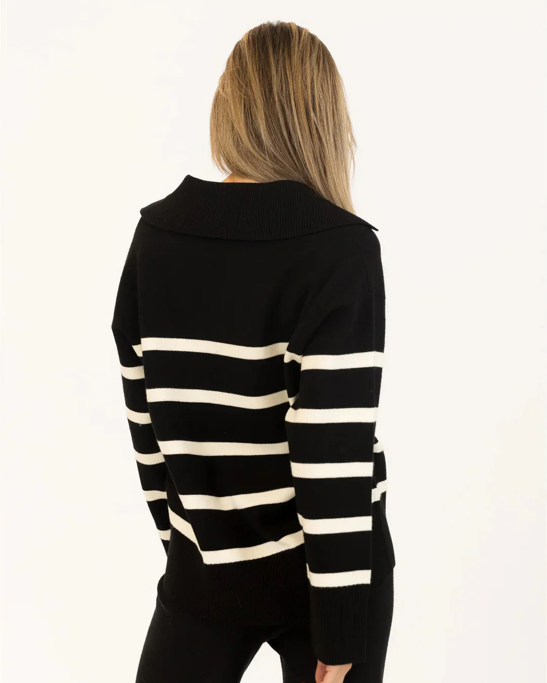 LYLA & LUXE - WOMEN'S BELLA SWEATER - Image 2