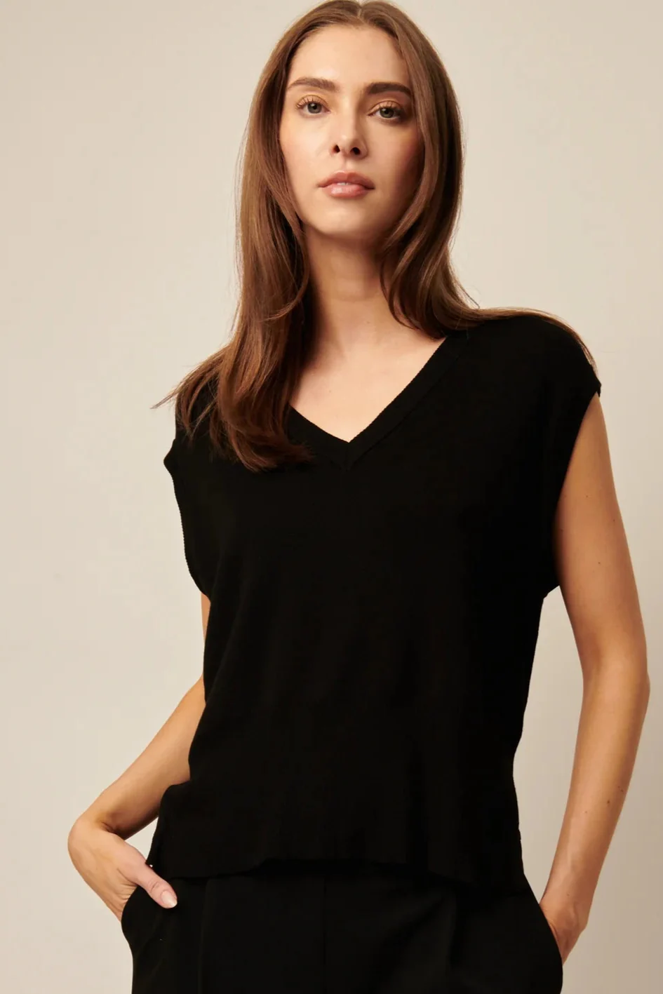 LINE- WOMEN'S MAGGIE SWEATER VEST - Image 2