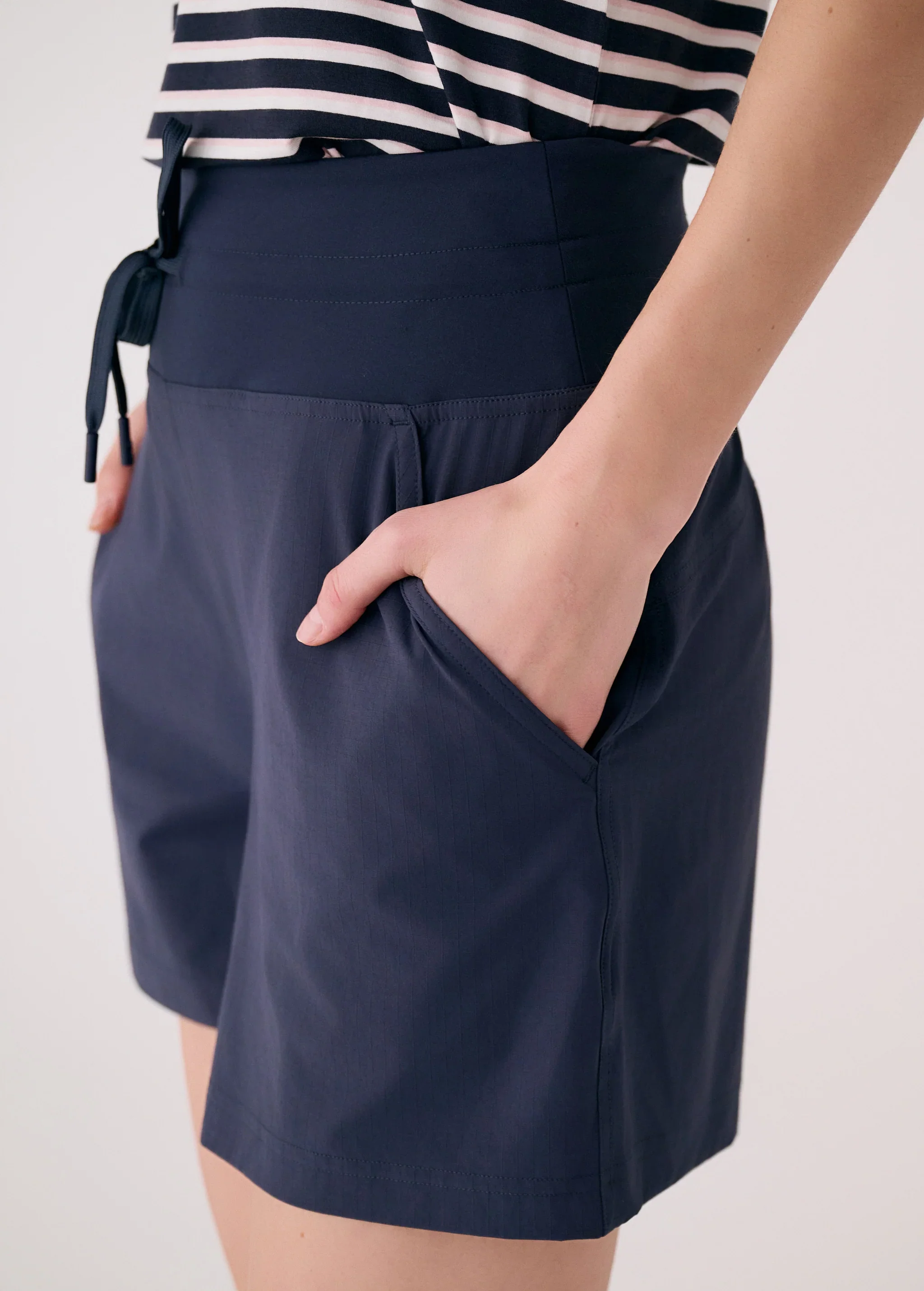LOLE - SOFIA SHORTS - Image 5