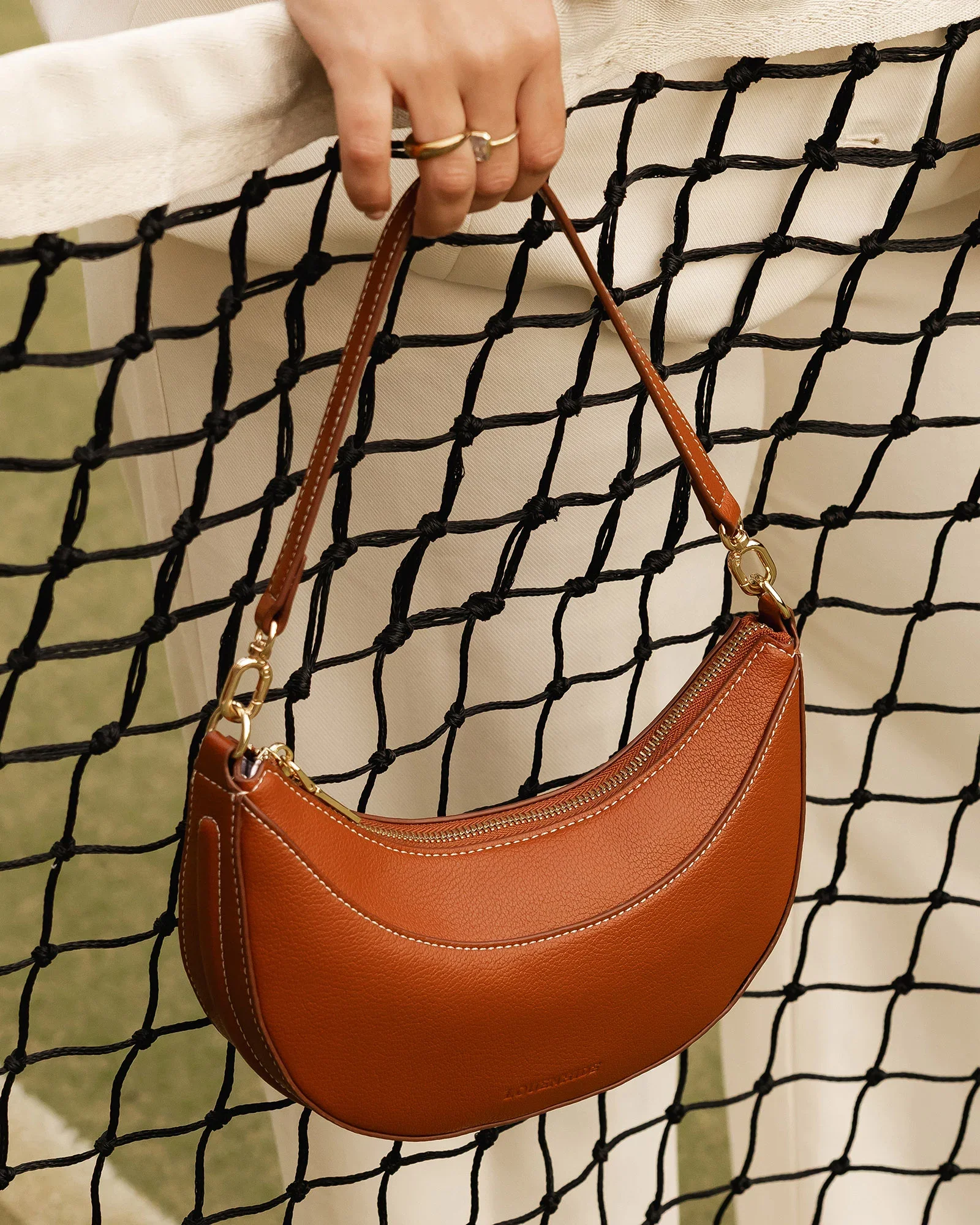 LOUENHIDE - CLAUDIA SHOULDER BAG - Image 2