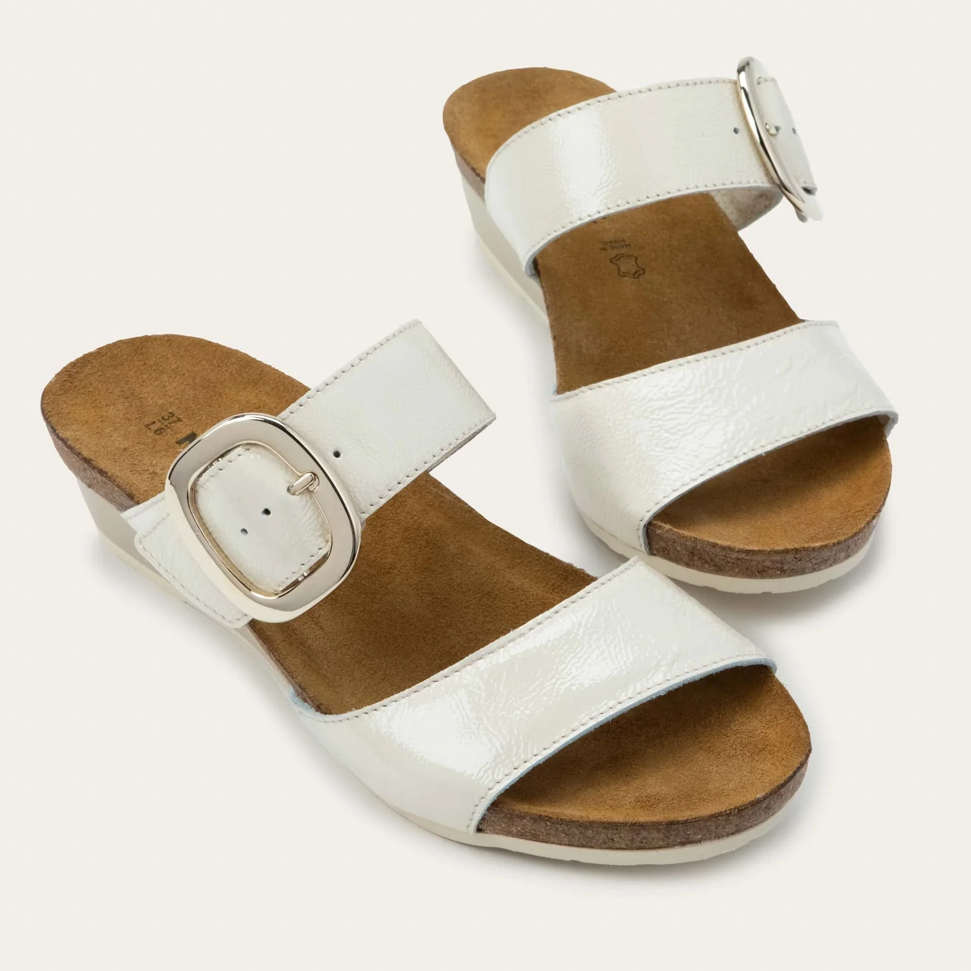 NAOT - WOMEN'S MAGIC SANDAL - Image 12