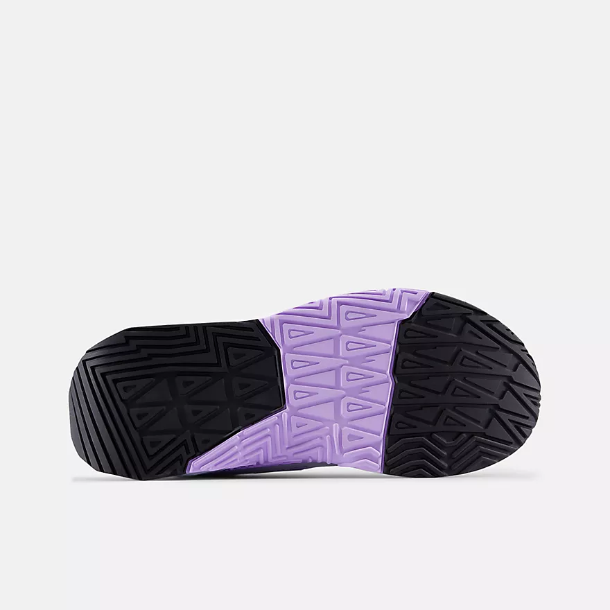 NEW BALANCE - KIDS FUELCELL PLAY LACE SHOE - Image 5