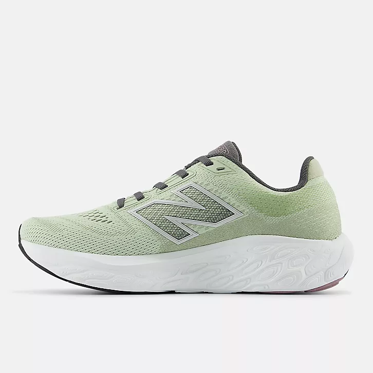 NEW BALANCE- WOMENS 880 SNEAKER - Image 3