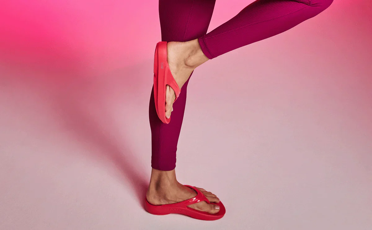 OOFOS - Women's OOlala Thong Sandal - Image 8