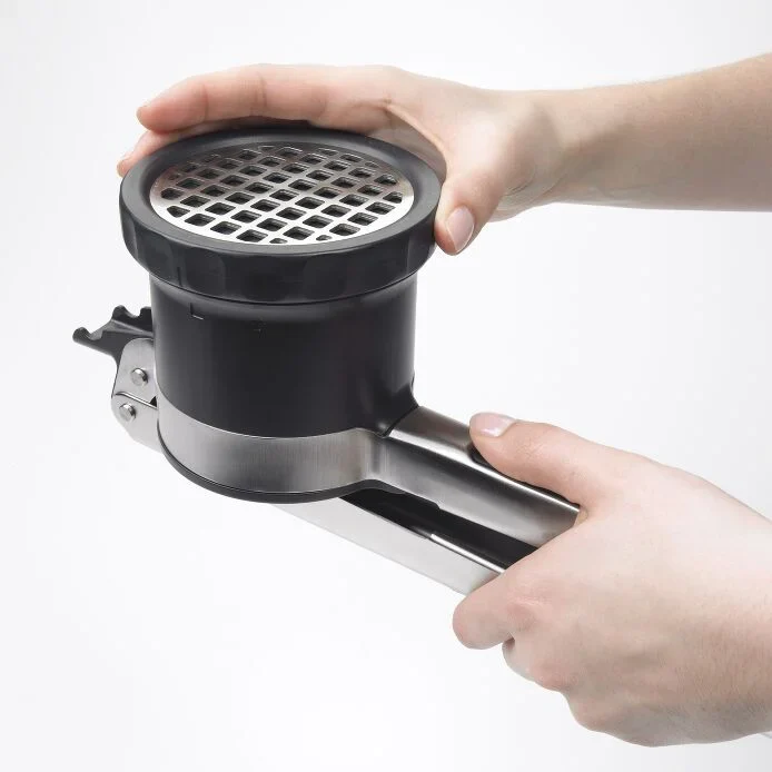 OXO - GG 3-IN-1 ADJ. POTATO RICER - Image 3