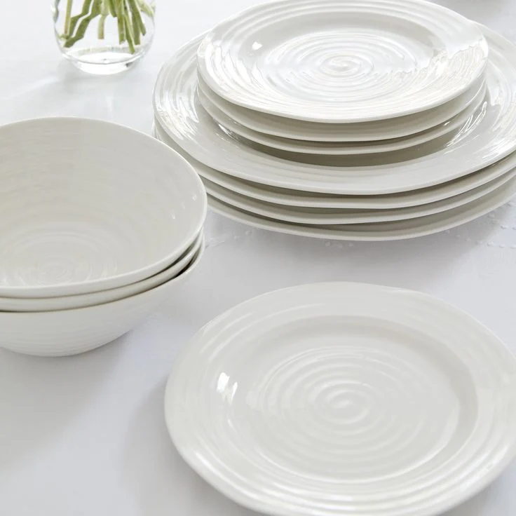 PORTMEIRION- SOPHIE CONRAN WHITE 12 PIECE SET - Image 3