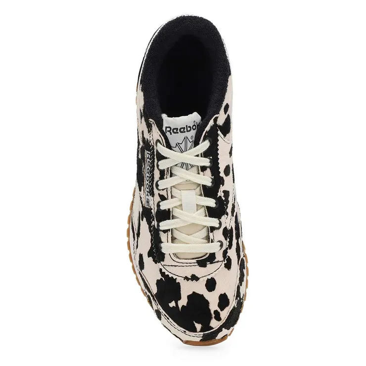 REEBOK - WOMEN'S CLASSIC AZ SEAKER - Image 6