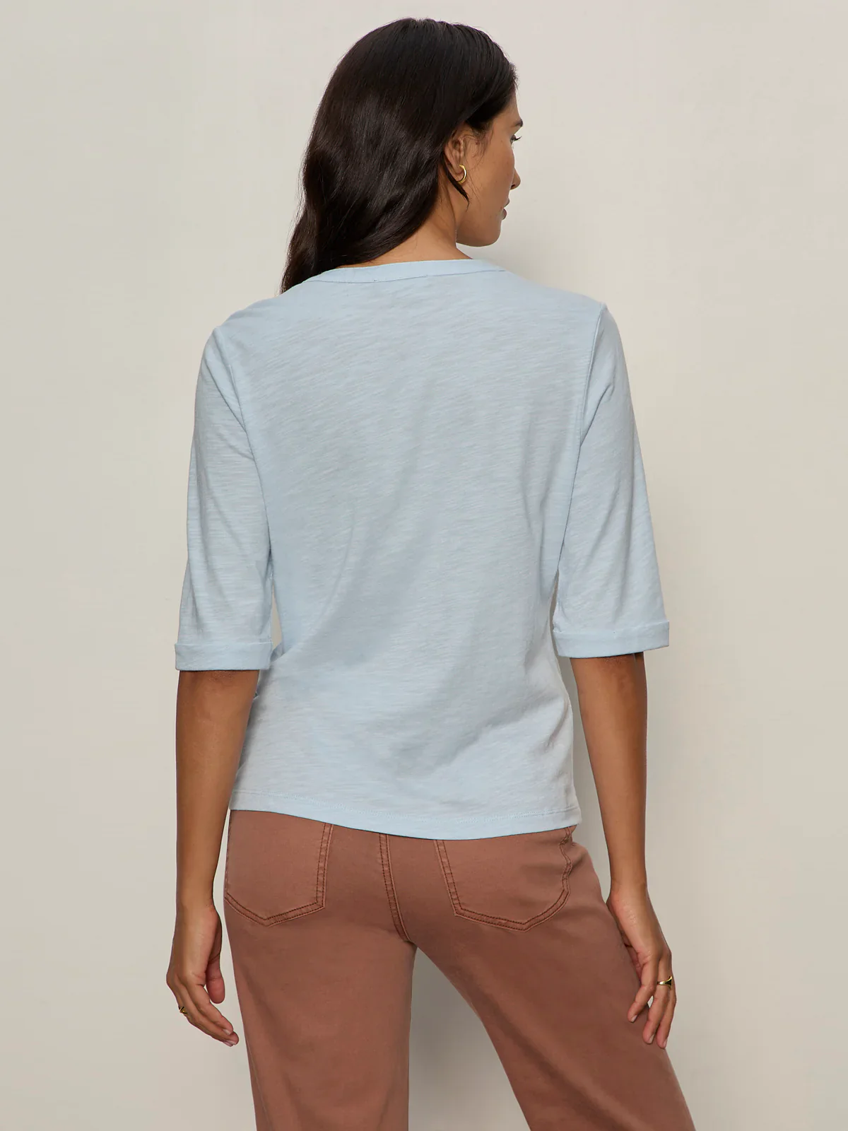 SANCTUARY - WOMEN'S ROLLED SLEEVE TEE - Image 2