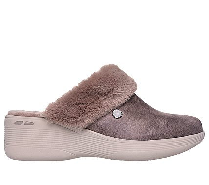 SKECHERS- WOMEN'S PIER LITE SLIPPER - Image 2