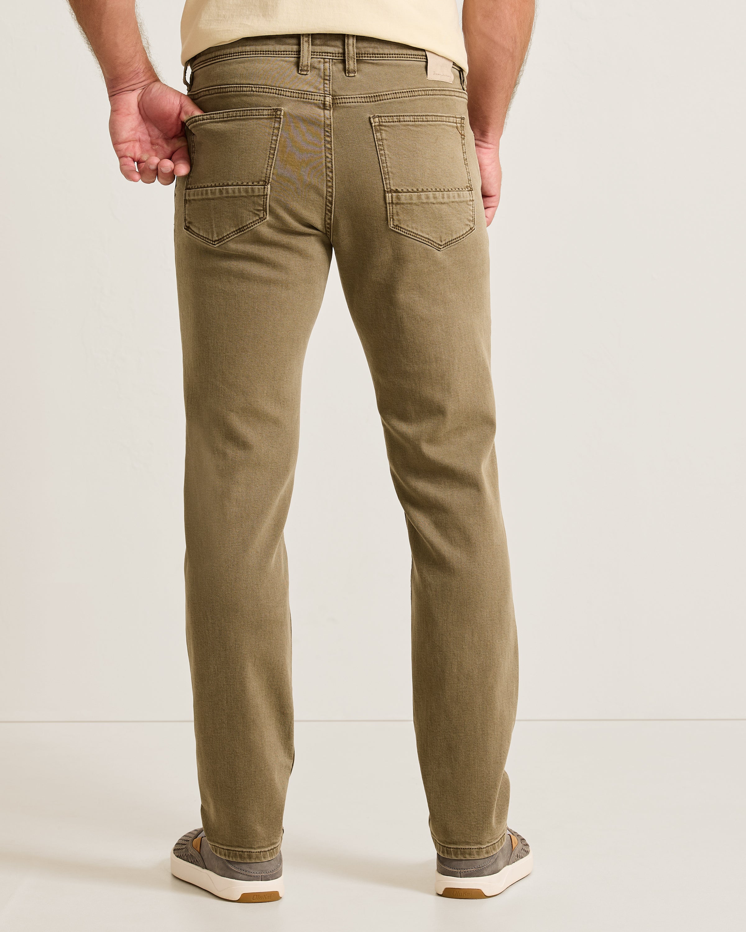 TOMMY BAHAMA - MEN'S MORRO BAY JEAN - Image 2
