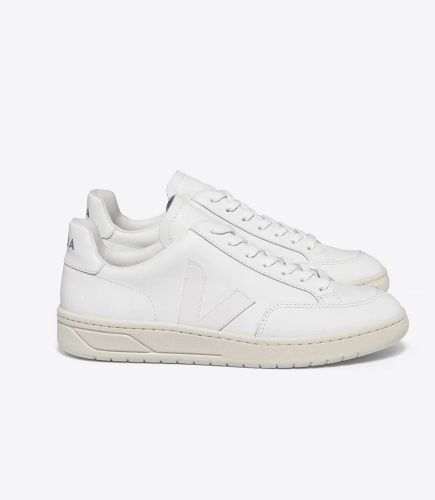 VEJA- MEN’S V-12 LEATHER SHOE